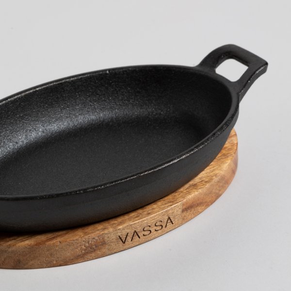 PROVOLETERA OVAL DE HIERRO CON BASE DE ACACIA 22X12 VASSA HOME
