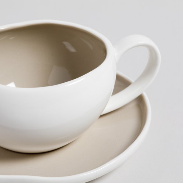 SET DE TAZA Y PLATO SUMIDA 220 ML VASSA HOME