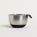 BOWL BATIDOR DE ACERO BASE Y ASA DE SILICONA 17 CM