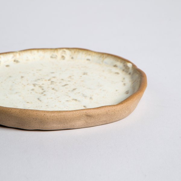 BANDEJA CHICA BADAIN 18 CM VASSA HOME