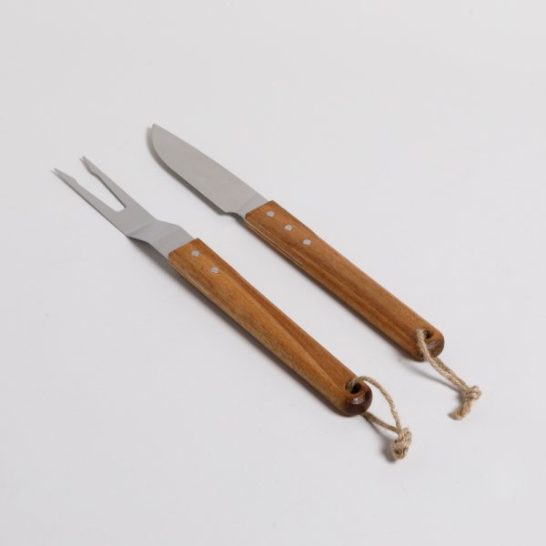 SET DE ASADO DE ACERO INOXIDABLE Y MADERA DE ACACIA VASSA HOME