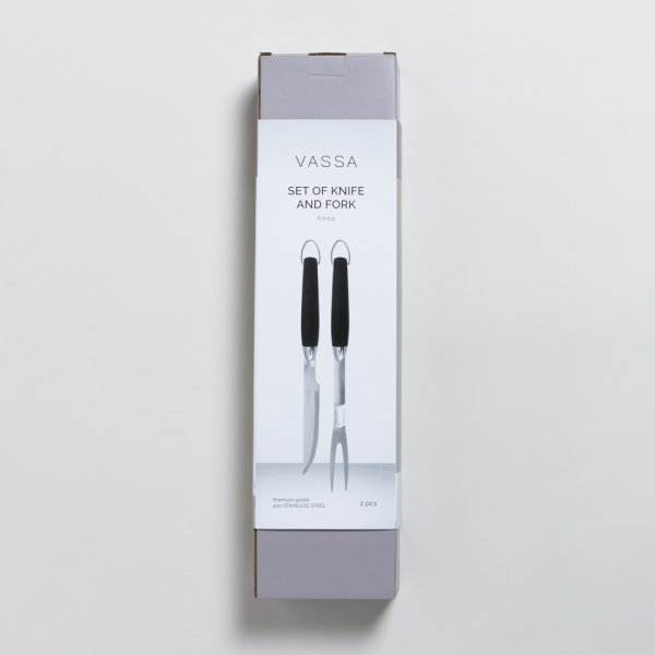 SET DE ASADO DE ACERO INOXIDABLE CON MANGO NEGRO VASSA HOME