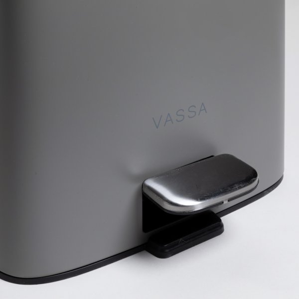 CESTO DE BASURA CUADRADO 28 L VASSA HOME