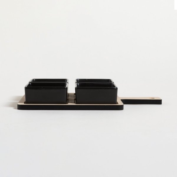 SET X 4 COPETINEROS DE PORCELANA BASE BAMBOO NEGRO 19,5X19,5 CM