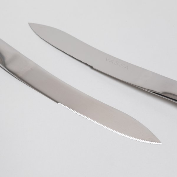 SET X 6 CUCHILLOS PARA CARNE 23,5 CM VASSA HOME