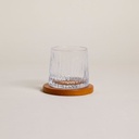 VASO DE WHISKY CON BASE DE MADERA