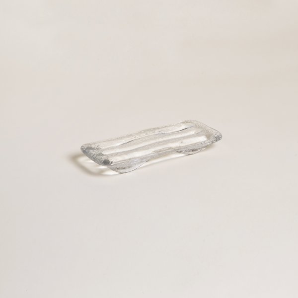 BANDEJA OVAL MILVIO 3X23,5X9 CM