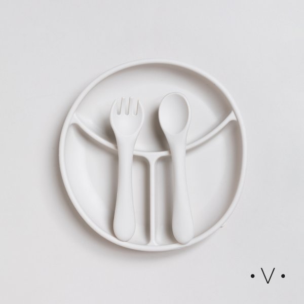 [4110278] SET DE PLATO Y CUBIERTOS DE SILICONA 19 CM VASSA HOME