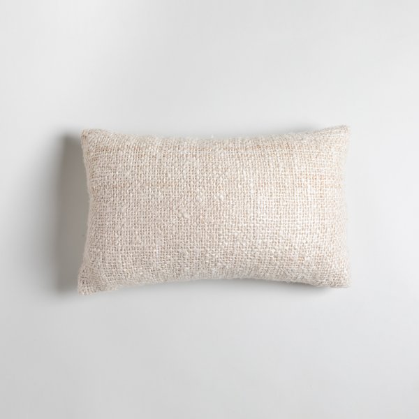 ALMOHADÓN RECTANGULAR KODRA BEIGE 50X30 CM VASSA HOME