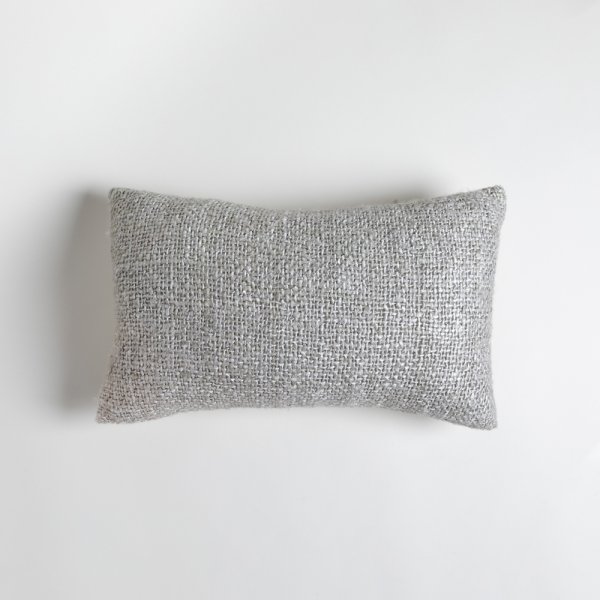 ALMOHADÓN RECTANGULAR KODRA GREY 50X30 CM VASSA HOME