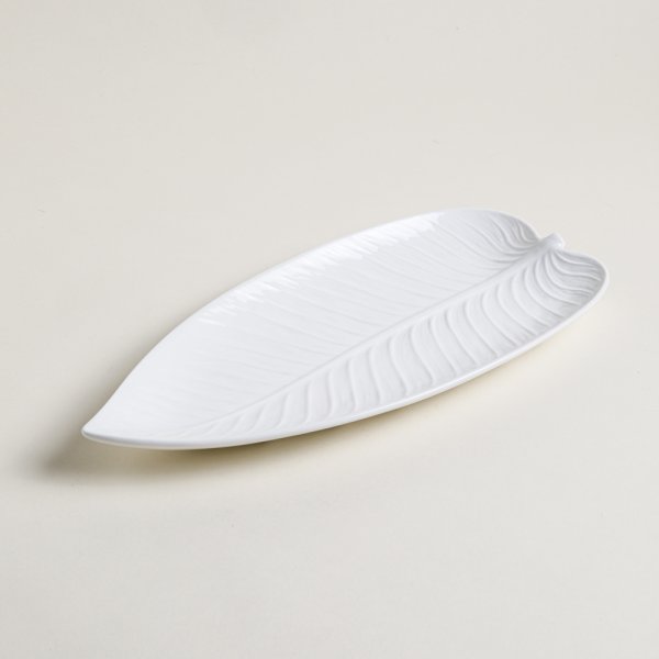 [4114135] BANDEJA DE PORCELANA HOJA BLANCO 39X18 CM