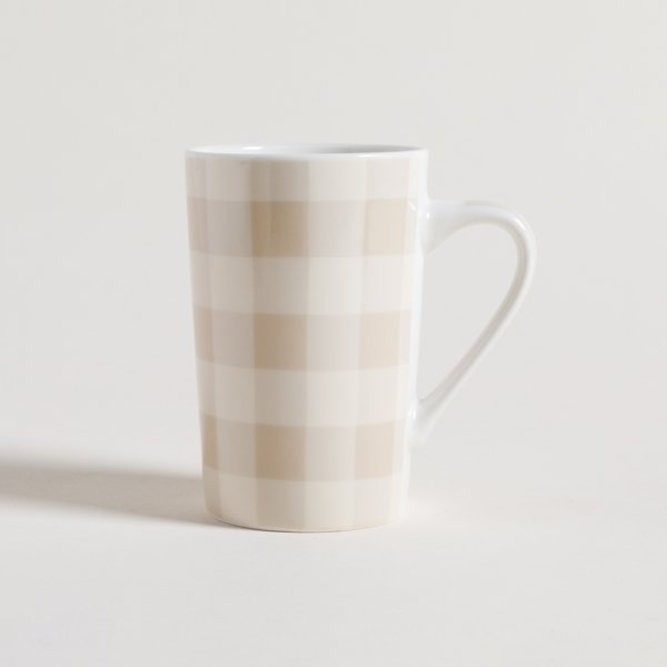 MUG DE PORCELANA GINGHAM BEIGE 370 ML