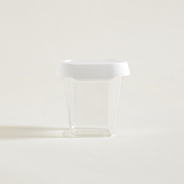 TUPPER RECTANGULAR DE ACRILICO CON TAPA BLANCA 600 ML