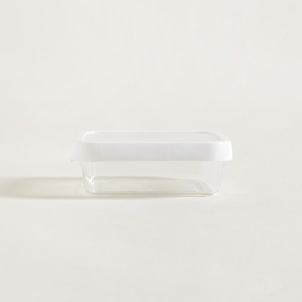 TUPPER RECTANGULAR DE ACRILICO CON TAPA BLANCA 700 ML 