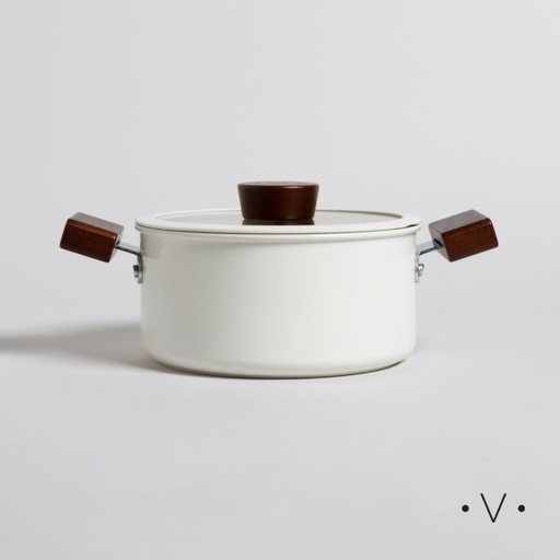 [4112907] OLLA LUND ANTIADHERENTE TAPA DE VIDRIO Y ASAS DE MADERA 20 CM VASSA HOME